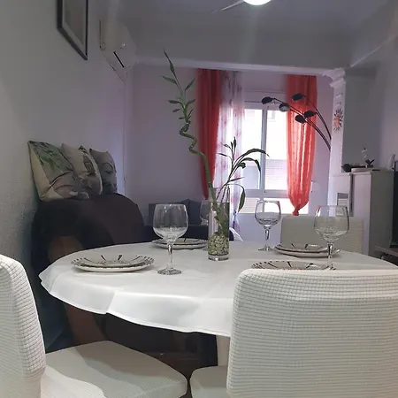 Lägenhet Alma Brizo Suites